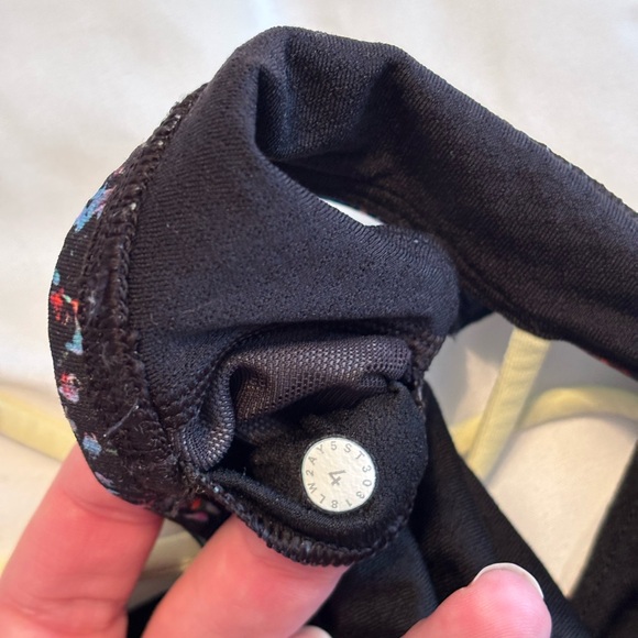 lululemon athletica Black Multicolor Leggings - Picture 9 of 9